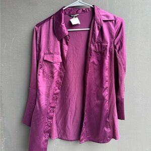 Daisy Fuentes silky stretchy panel button down 3/4 sleeve top